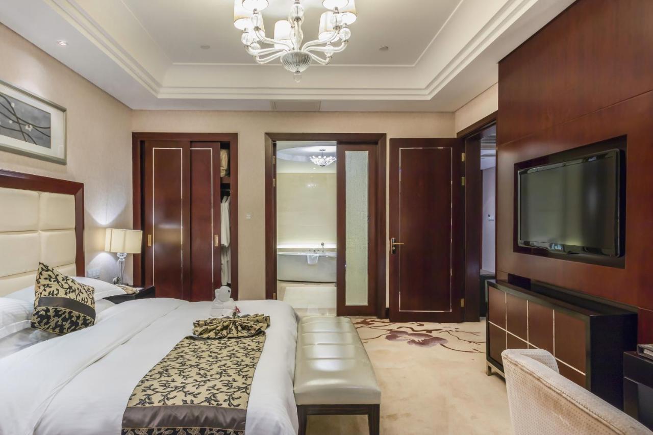 Wyndham Xinyang Downtown Hotel Luaran gambar