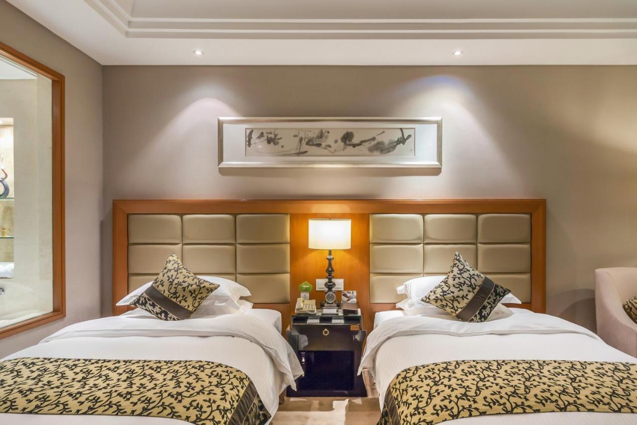 Wyndham Xinyang Downtown Hotel Luaran gambar